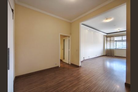 Apartamento à venda com 140m², 3 quartos e 1 vaga Apartamento à venda com 140m², 3 quartos e 1 vagaSala