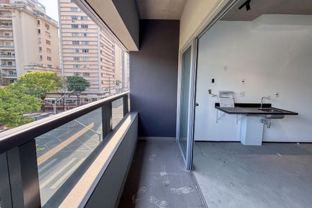Studio para alugar com 24m², 1 quarto e sem vaga Studio para alugar com 24m², 1 quarto e sem vagaSacada