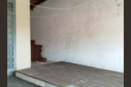 Casa à venda com 100m², 3 quartos e 2 vagasVaranda