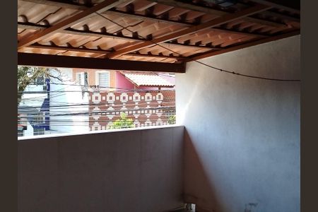 Casa à venda com 100m², 3 quartos e 2 vagasVaranda