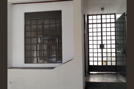 Casa à venda com 100m², 3 quartos e 2 vagasGaragem - entrada