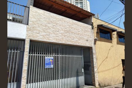 Casa à venda com 100m², 3 quartos e 2 vagasFachada - Placa 