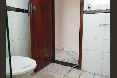 Casa à venda com 100m², 3 quartos e 2 vagasBanheiro da Suíte 
