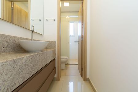 Apartamento à venda com 220m², 4 quartos e 4 vagasBanheiro da Suíte 2