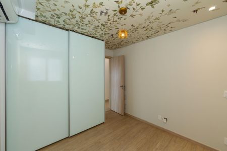 Apartamento à venda com 220m², 4 quartos e 4 vagasSuíte 2