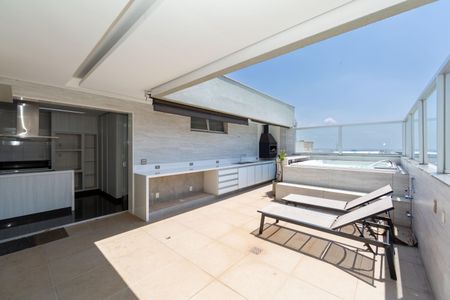 Apartamento à venda com 220m², 4 quartos e 4 vagasTerraço