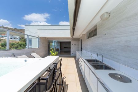 Apartamento à venda com 220m², 4 quartos e 4 vagasTerraço