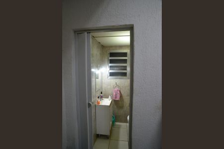 Casa de condomínio à venda com 160m², 2 quartos e 2 vagas Casa de condomínio à venda com 160m², 2 quartos e 2 vagasBanheiro 1