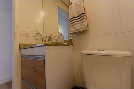 Apartamento à venda com 72m², 3 quartos e 2 vagasBanheiro