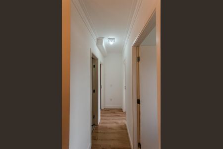 Apartamento à venda com 72m², 3 quartos e 2 vagasCorredor