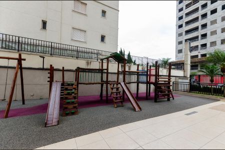 Apartamento à venda com 72m², 3 quartos e 2 vagasÁrea comum - Playground