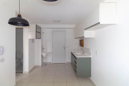 Sala de apartamento para alugar com 2 quartos, 32m² em Parque Sao Rafael, São Paulo