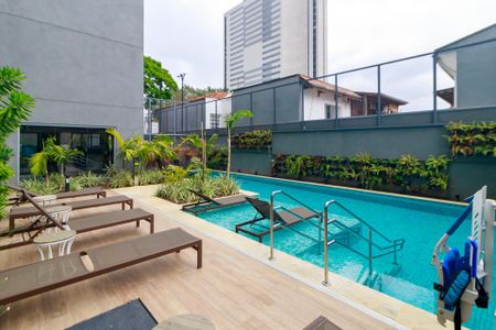 Studio para alugar com 25m², 0 quarto e sem vagaPiscina