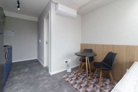 Studio de kitnet/studio à venda com 0 quarto, 25m² em Vila Cordeiro, São Paulo