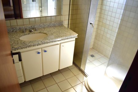 Apartamento para alugar com 174m², 4 quartos e 2 vagasBanheiro da Suíte 3