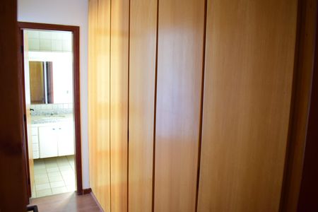 Apartamento para alugar com 174m², 4 quartos e 2 vagasCloset da suíte 3