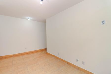 Apartamento à venda com 48m², 1 quarto e sem vaga Apartamento à venda com 48m², 1 quarto e sem vagaSala