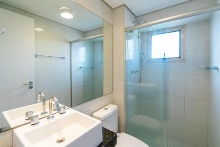 Apartamento à venda com 67m², 2 quartos e 1 vaga Apartamento à venda com 67m², 2 quartos e 1 vagaBanheiro Social