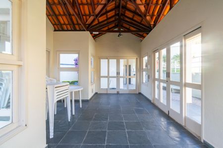 Apartamento à venda com 67m², 2 quartos e 1 vaga Apartamento à venda com 67m², 2 quartos e 1 vagaÁrea comum - Salão de festas