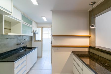 Apartamento à venda com 67m², 2 quartos e 1 vaga Apartamento à venda com 67m², 2 quartos e 1 vagaCozinha