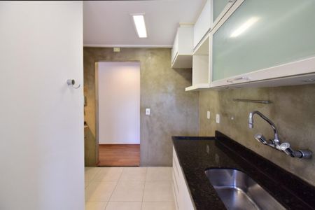 Apartamento à venda com 67m², 2 quartos e 1 vaga Apartamento à venda com 67m², 2 quartos e 1 vagaCozinha