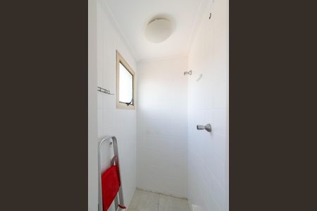 Apartamento à venda com 67m², 2 quartos e 1 vaga Apartamento à venda com 67m², 2 quartos e 1 vagaBanheiro de Serviço