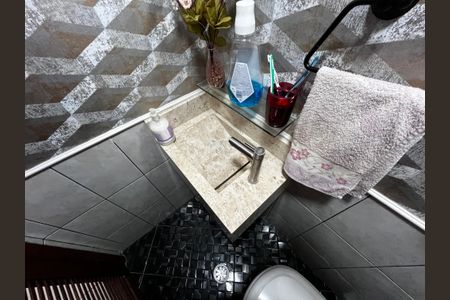 Casa à venda com 150m², 3 quartos e 2 vagasLavabo