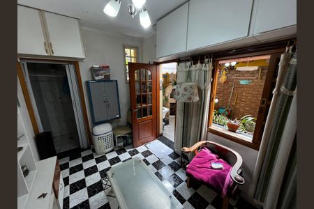 Casa à venda com 150m², 3 quartos e 2 vagasEdícula
