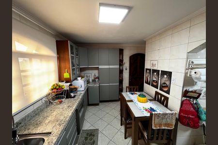 Casa à venda com 150m², 3 quartos e 2 vagasCozinha