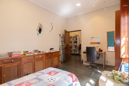 Casa à venda com 270m², 4 quartos e 1 vaga Casa à venda com 270m², 4 quartos e 1 vagaQuarto 3