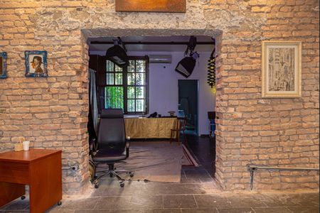 Casa à venda com 270m², 4 quartos e 1 vaga Casa à venda com 270m², 4 quartos e 1 vagaSala 1