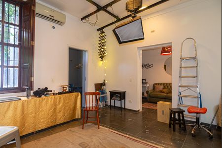 Casa à venda com 270m², 4 quartos e 1 vaga Casa à venda com 270m², 4 quartos e 1 vagaSala 2