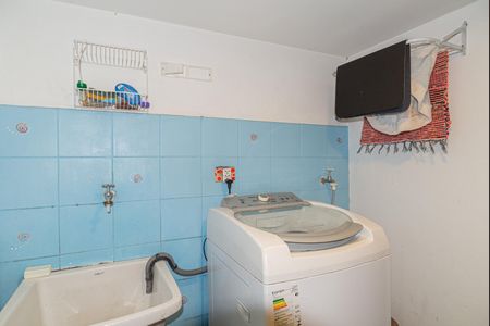 Casa à venda com 270m², 4 quartos e 1 vaga Casa à venda com 270m², 4 quartos e 1 vagaÁrea de Serviço