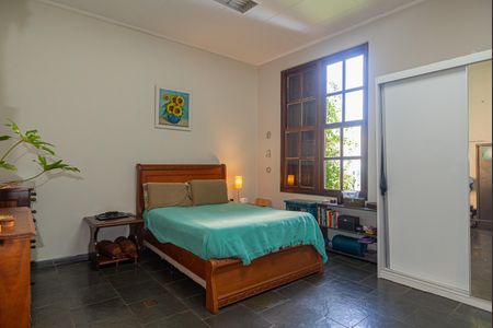 Casa à venda com 270m², 4 quartos e 1 vaga Casa à venda com 270m², 4 quartos e 1 vagaQuarto 4