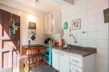 Casa à venda com 270m², 4 quartos e 1 vaga Casa à venda com 270m², 4 quartos e 1 vagaCozinha 2