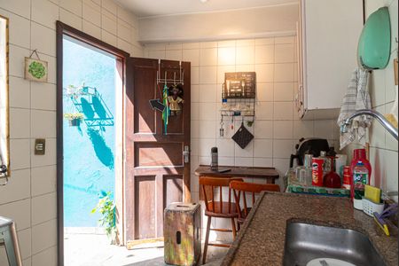 Casa à venda com 270m², 4 quartos e 1 vaga Casa à venda com 270m², 4 quartos e 1 vagaCozinha 2