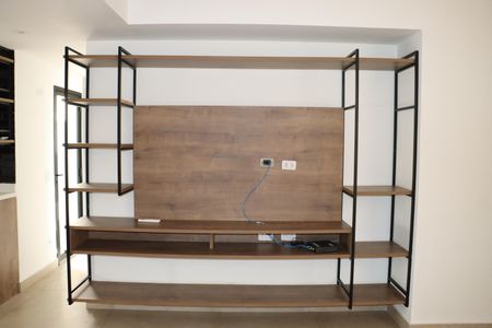 Casa de condomínio para alugar com 211m², 2 quartos e 2 vagasSala