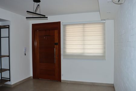 Casa de condomínio para alugar com 211m², 2 quartos e 2 vagasSala