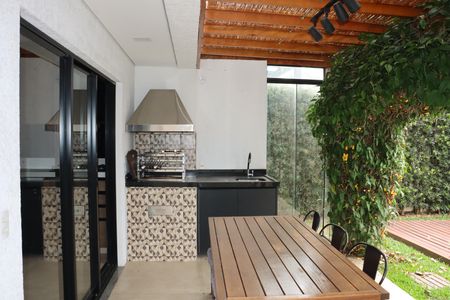 Casa de condomínio para alugar com 211m², 2 quartos e 2 vagasÁrea Externa