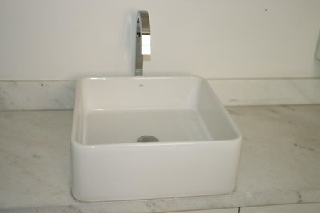 Casa de condomínio para alugar com 211m², 2 quartos e 2 vagasBanheiro da Suíte 2