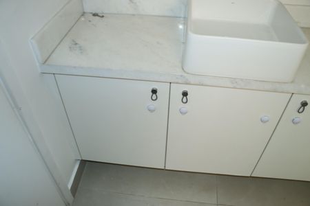 Casa de condomínio para alugar com 211m², 2 quartos e 2 vagasBanheiro da Suíte 2