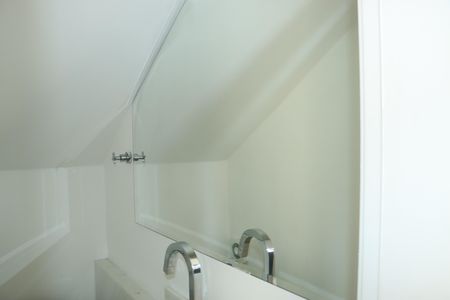 Casa de condomínio para alugar com 211m², 2 quartos e 2 vagasLavabo