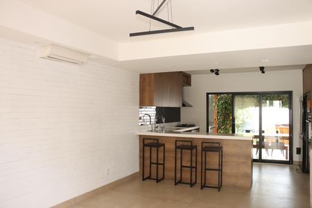 Casa de condomínio para alugar com 211m², 2 quartos e 2 vagasSala