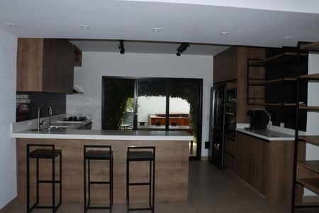 Casa de condomínio para alugar com 211m², 2 quartos e 2 vagasCozinha