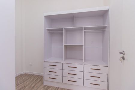 Apartamento à venda com 71m², 2 quartos e sem vagaCloset do quarto 1