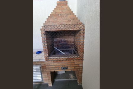 Casa à venda com 300m², 4 quartos e 4 vagas Casa à venda com 300m², 4 quartos e 4 vagasFoto 02