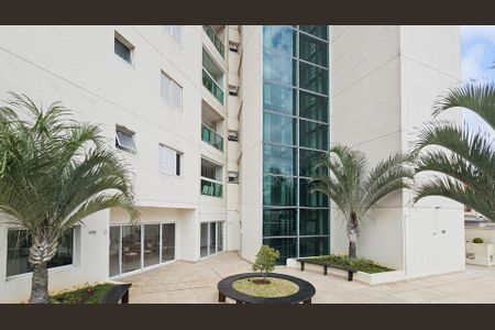 Apartamento à venda com 74m², 2 quartos e 1 vagaÁrea comum