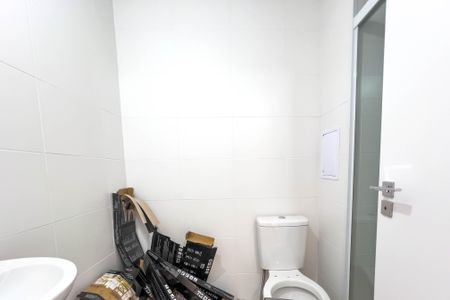 Studio para alugar com 24m², 1 quarto e 1 vaga Studio para alugar com 24m², 1 quarto e 1 vagaBanheiro Social