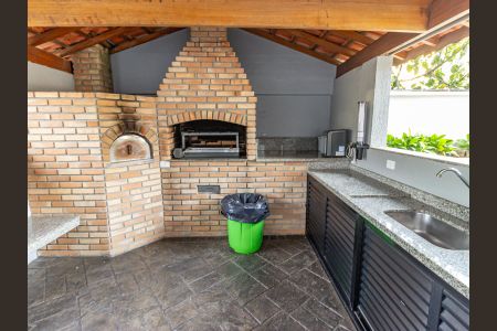 Apartamento à venda com 160m², 3 quartos e 3 vagas Apartamento à venda com 160m², 3 quartos e 3 vagasÁrea comum - Churrasqueira