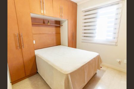 Apartamento à venda com 160m², 3 quartos e 3 vagas Apartamento à venda com 160m², 3 quartos e 3 vagasSuíte